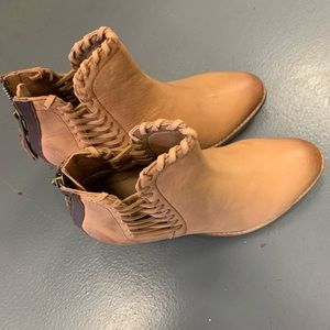 Brand New 🔥 Cora Rebes booties